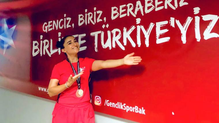 Şiranlı Atletten Türkiye Pist Şampiyonası’nda Madalya Yağmuru